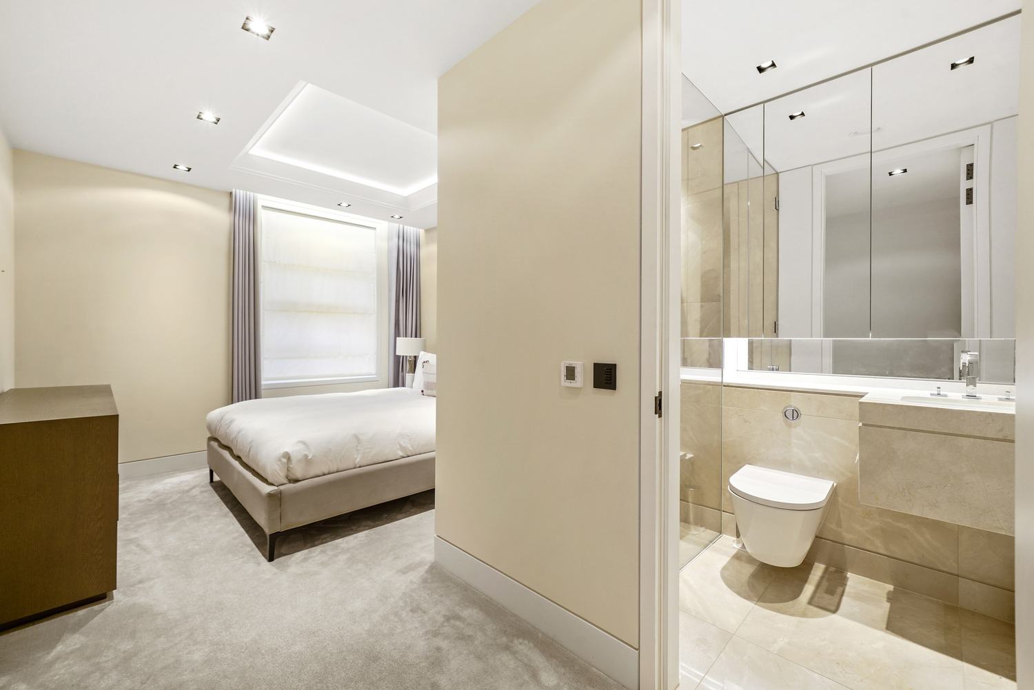 Bedroom two & en-suite