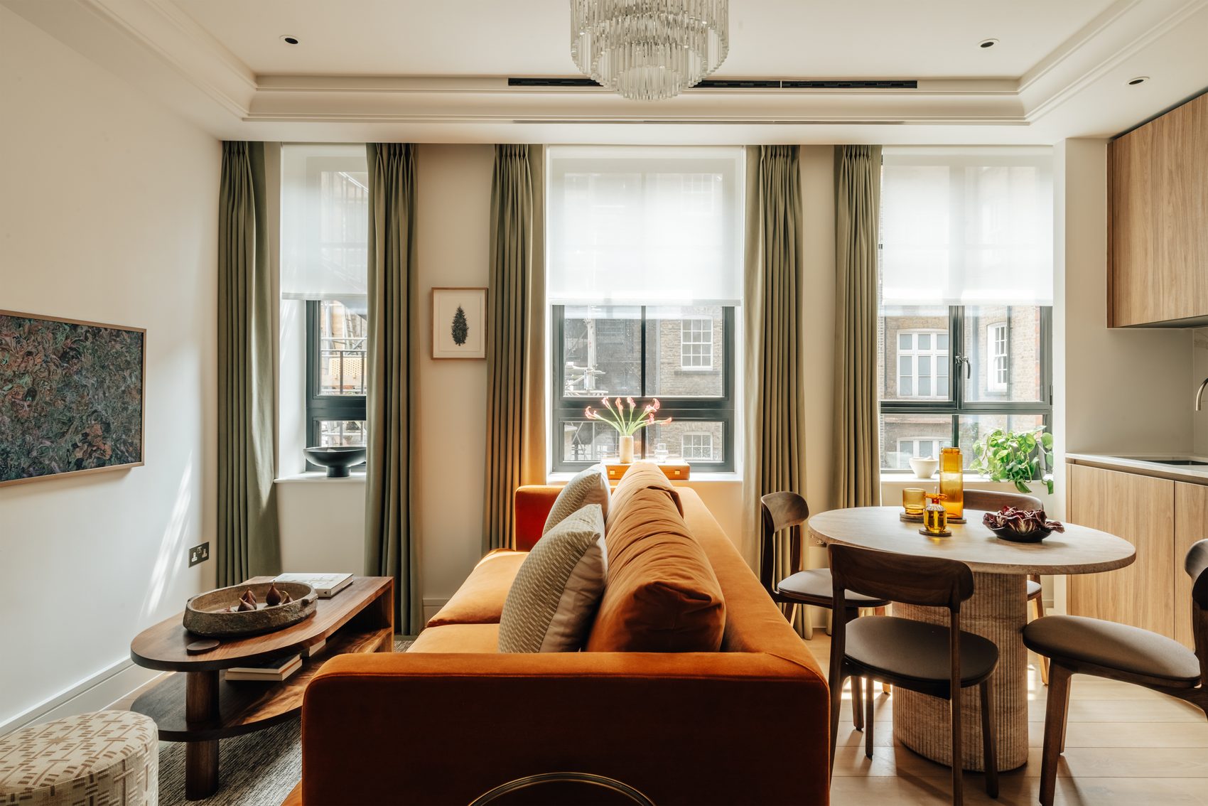 Living & kitchen