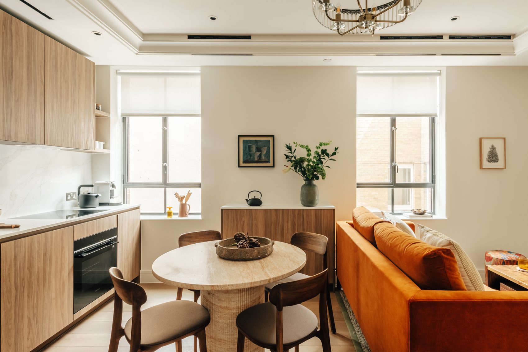 Living & kitchen