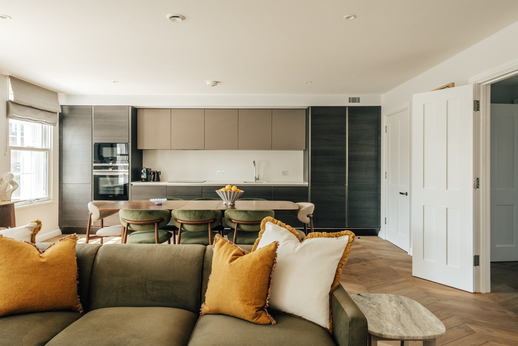 Kitchen & reception room