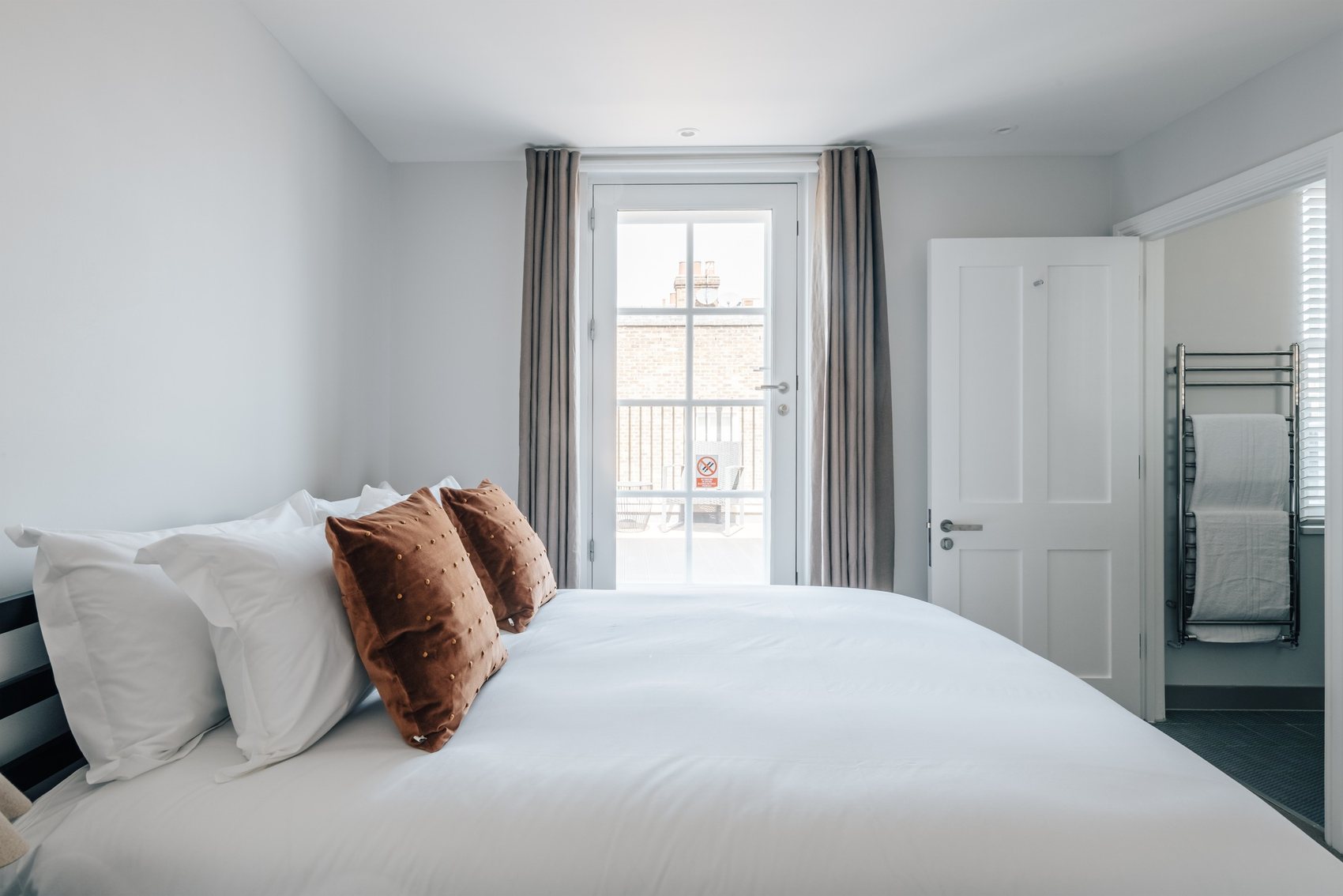 Principal bedroom