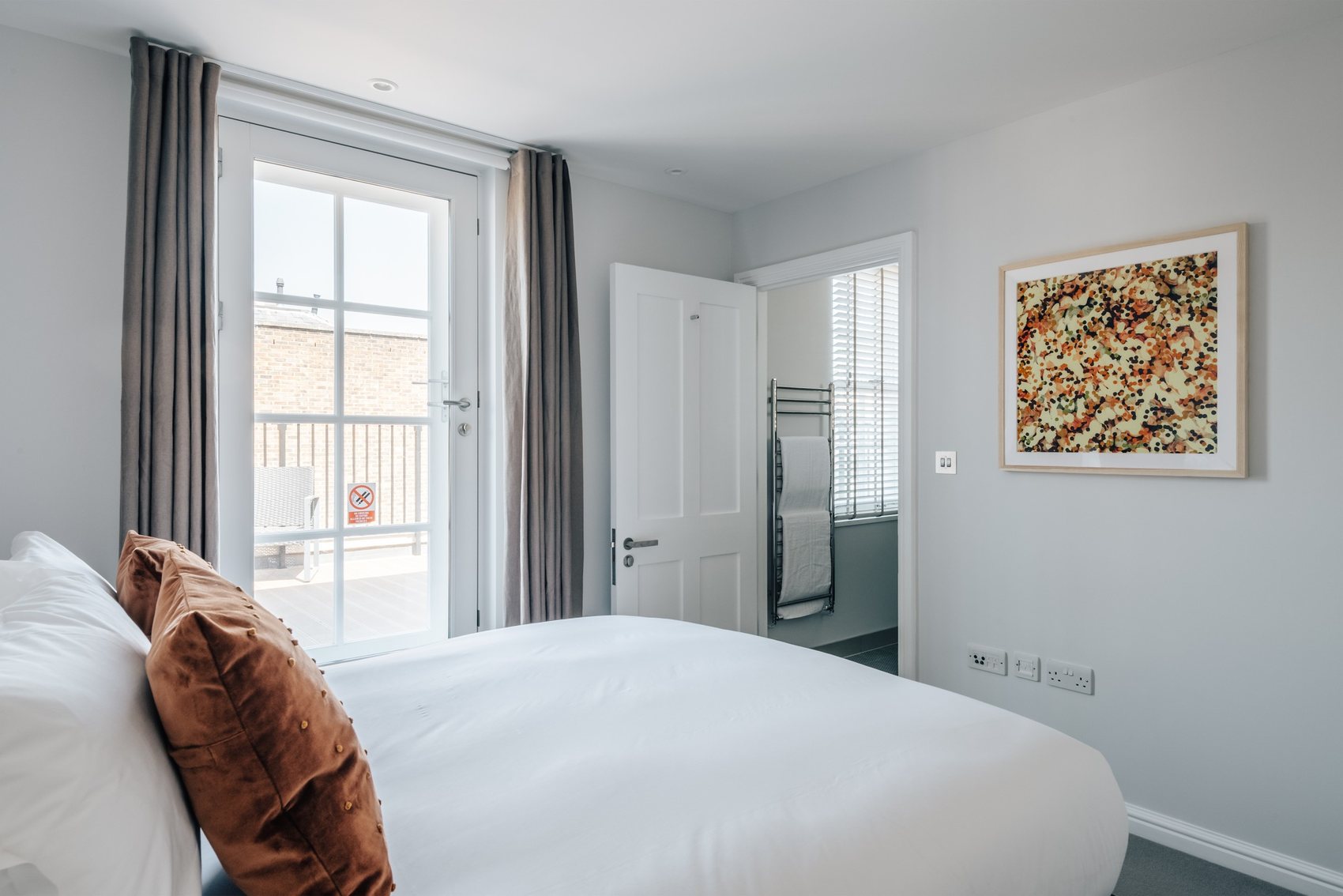 Principal bedroom