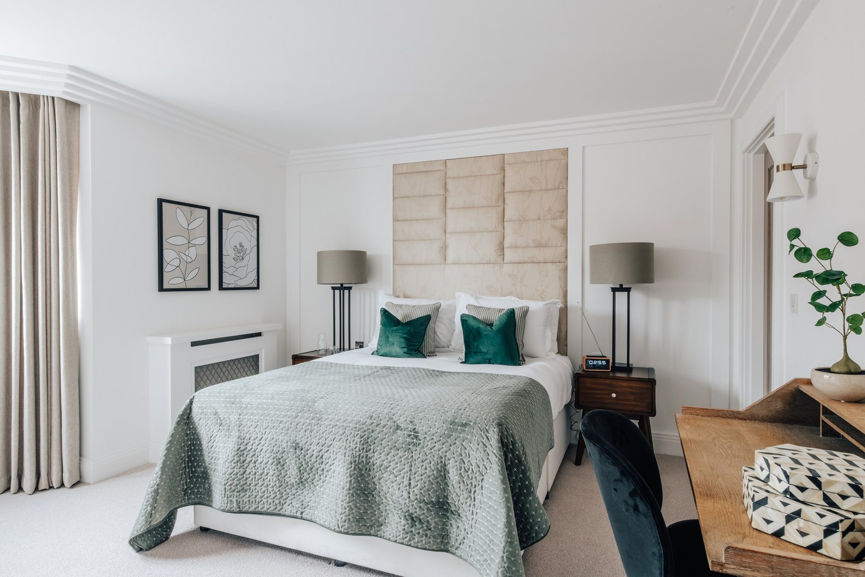Principal bedroom