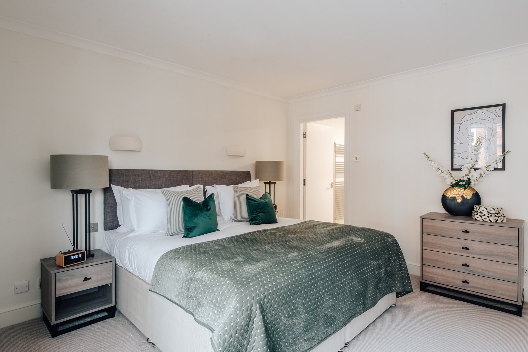 Principal bedroom