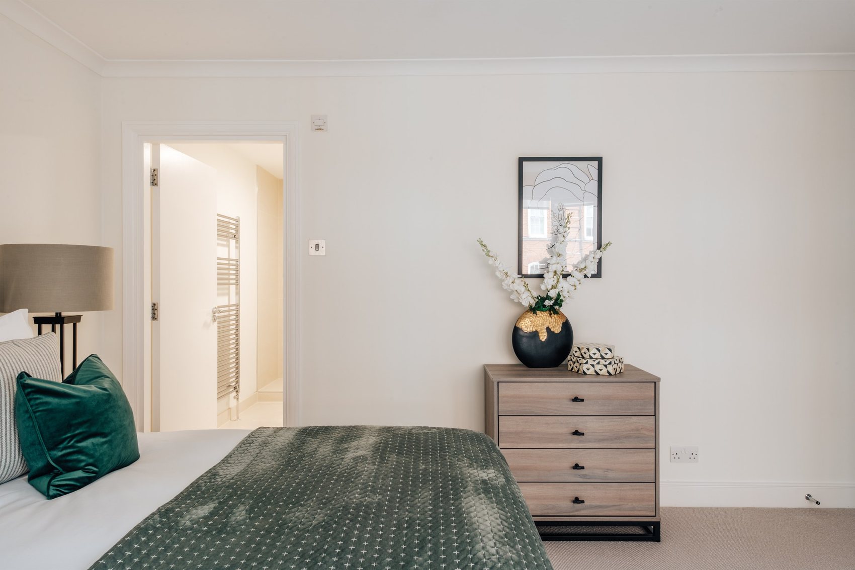 Principal bedroom