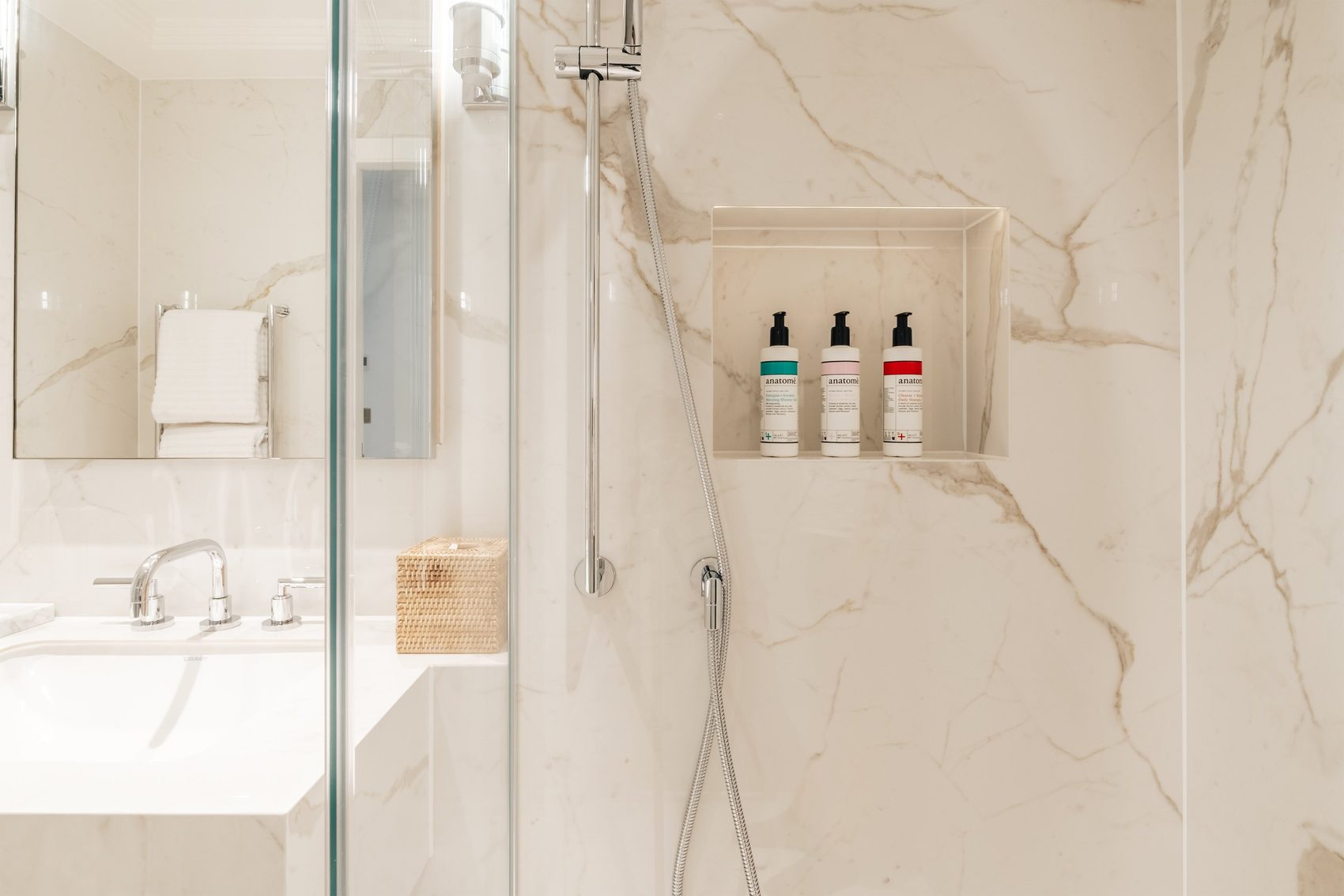 Guest shower room