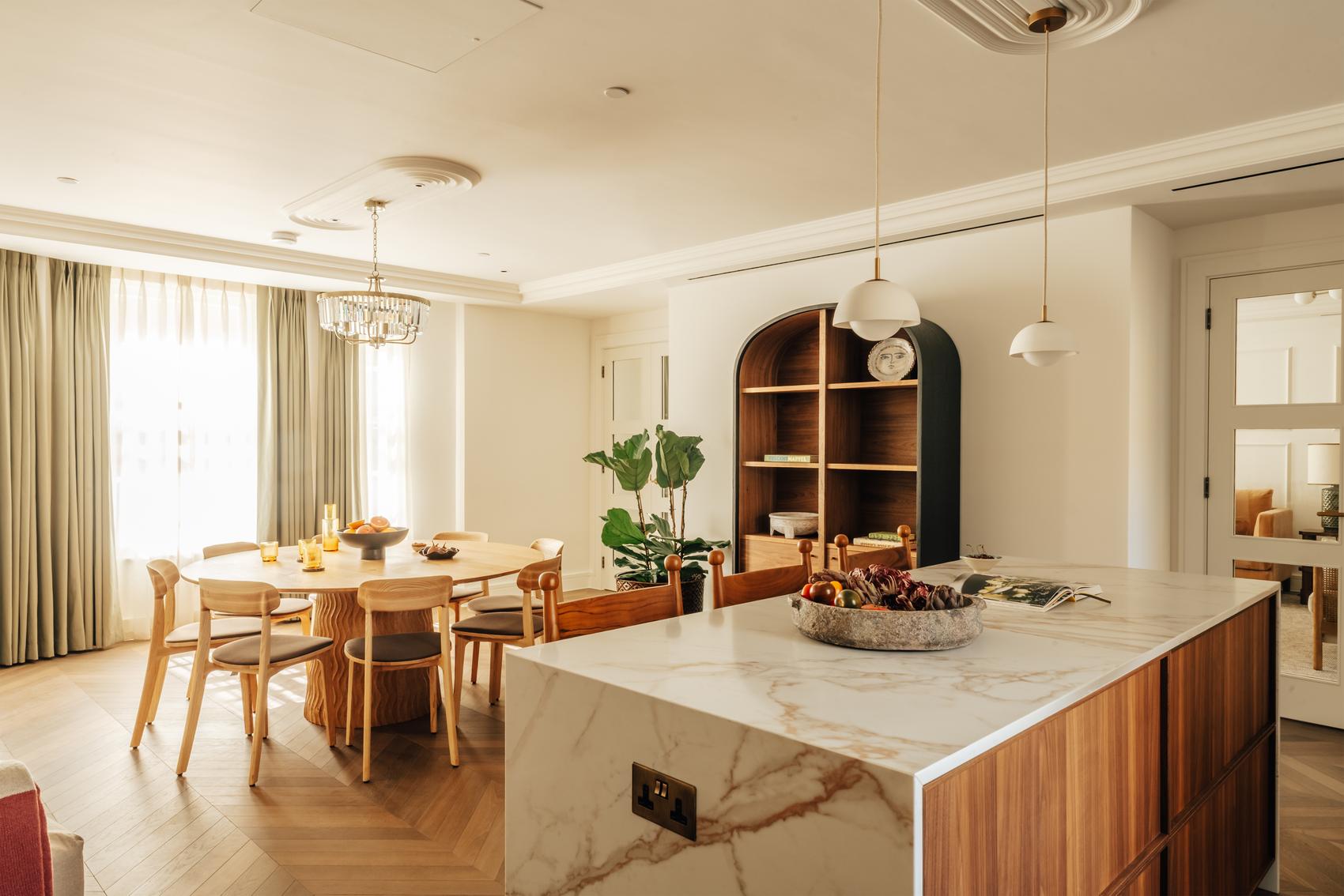 Kitchen & dining room